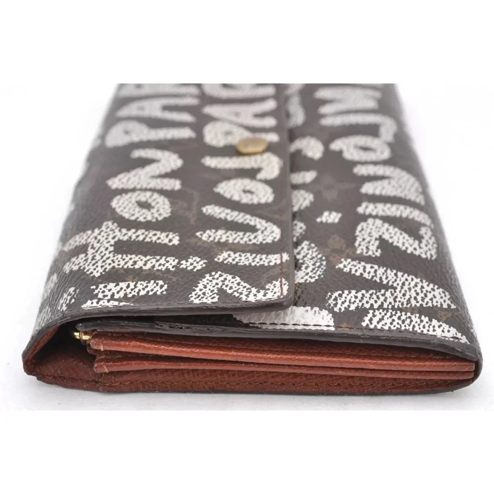 Louis Vuitton Stephen Sprouce White Graffiti Monogram Wallet